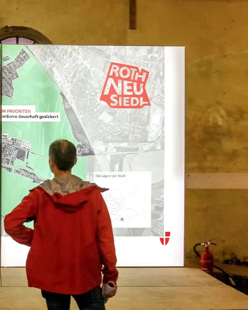 Von Informationsmedien und Eventmaterialien bis zur Website mit animierten Illustrationen – eine visuelle Sprache, konsequent über alle Kanäle.